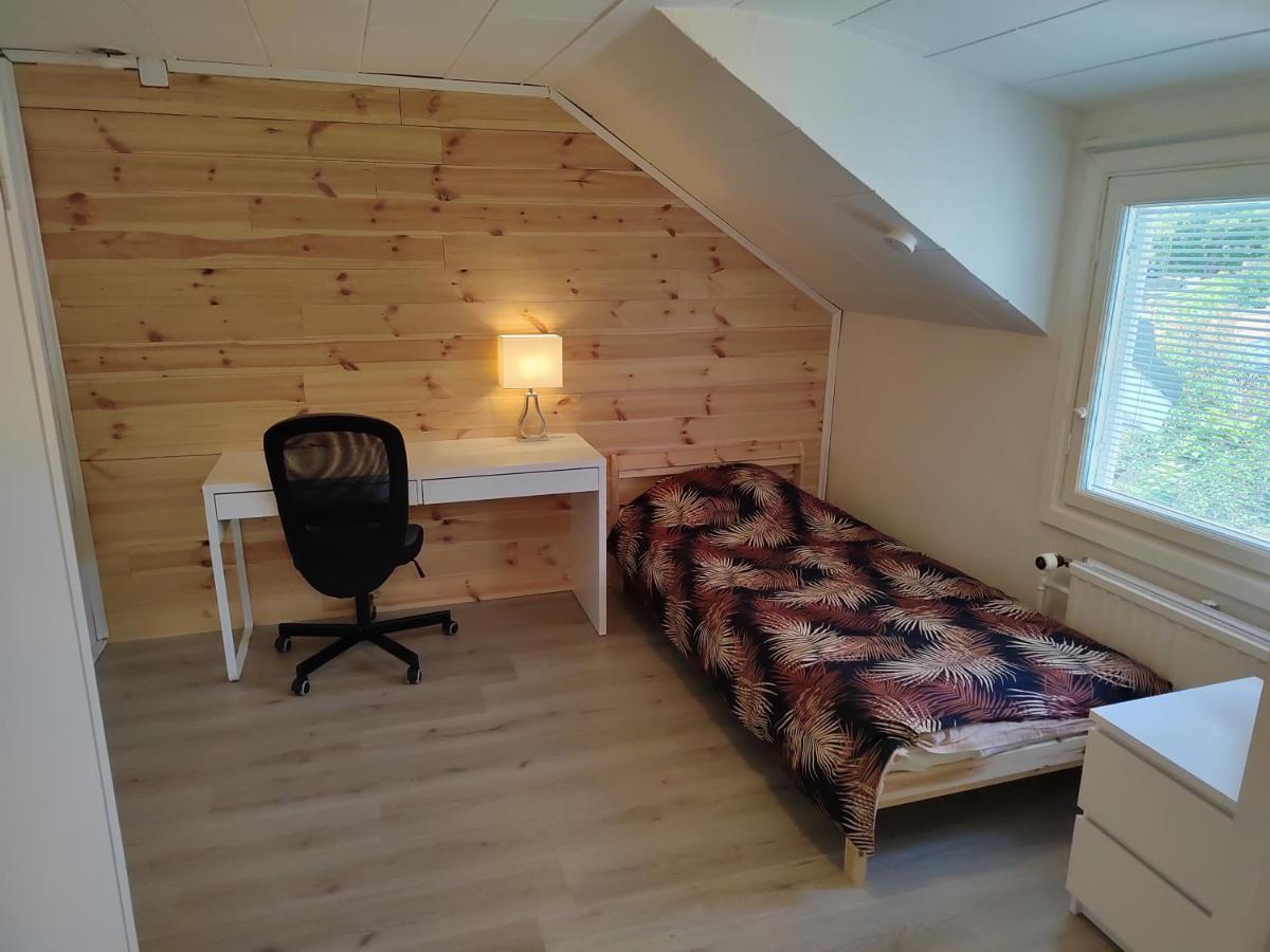 Kalle'S Unluxury Guest House Aircon 15Min City Center By Train Helsinki Exterior photo