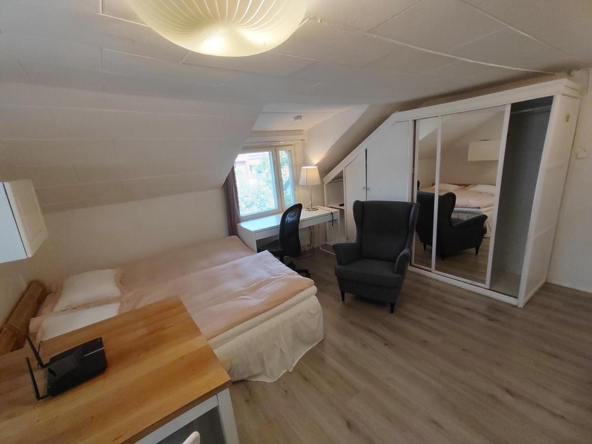 Kalle'S Unluxury Guest House Aircon 15Min City Center By Train Helsinki Exterior photo